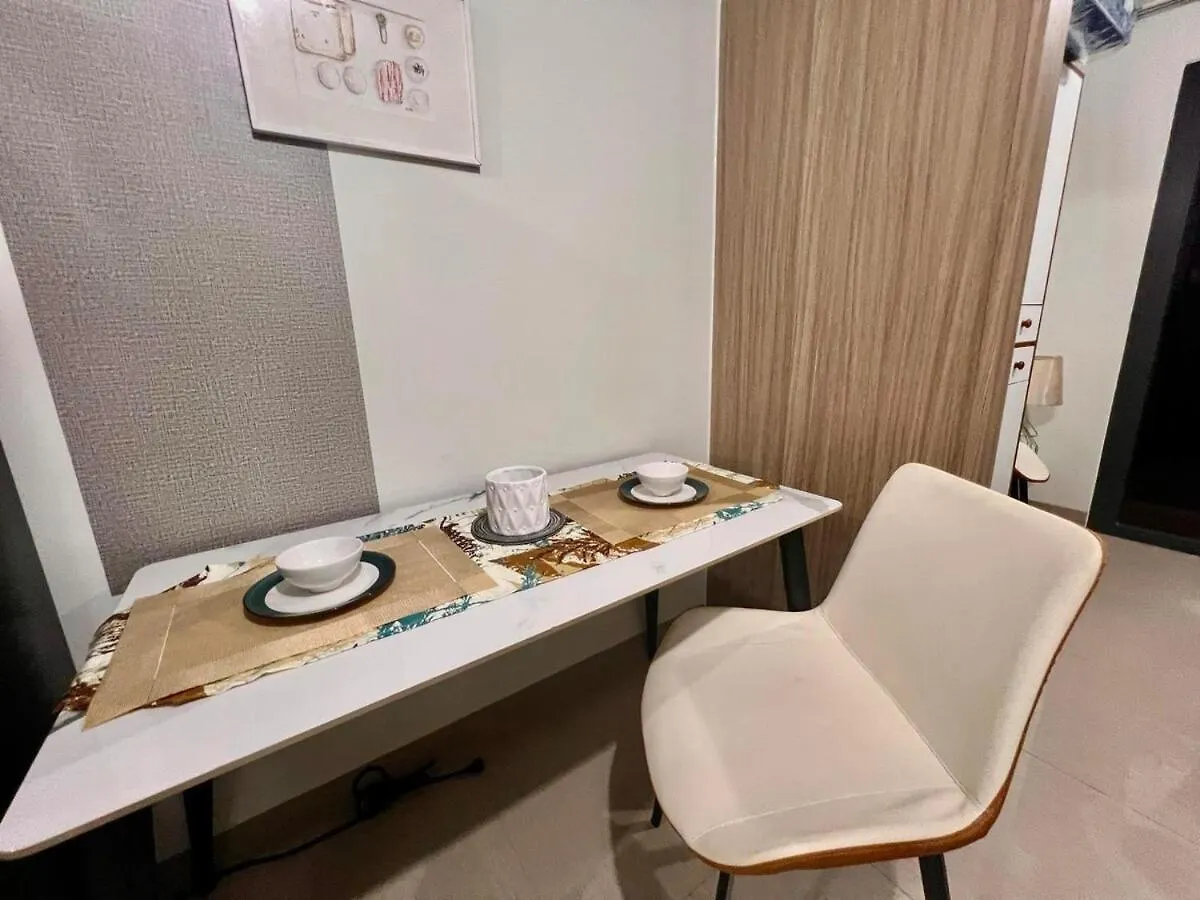 Very Central Mall Of Asia Manila Apartment