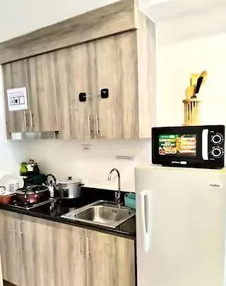 Very Central Mall Of Asia Manila Apartment