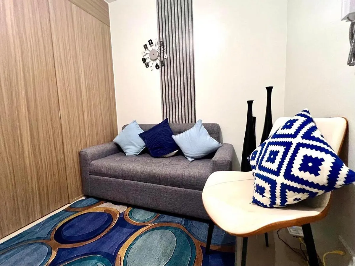 Very Central Mall Of Asia Manila Apartment